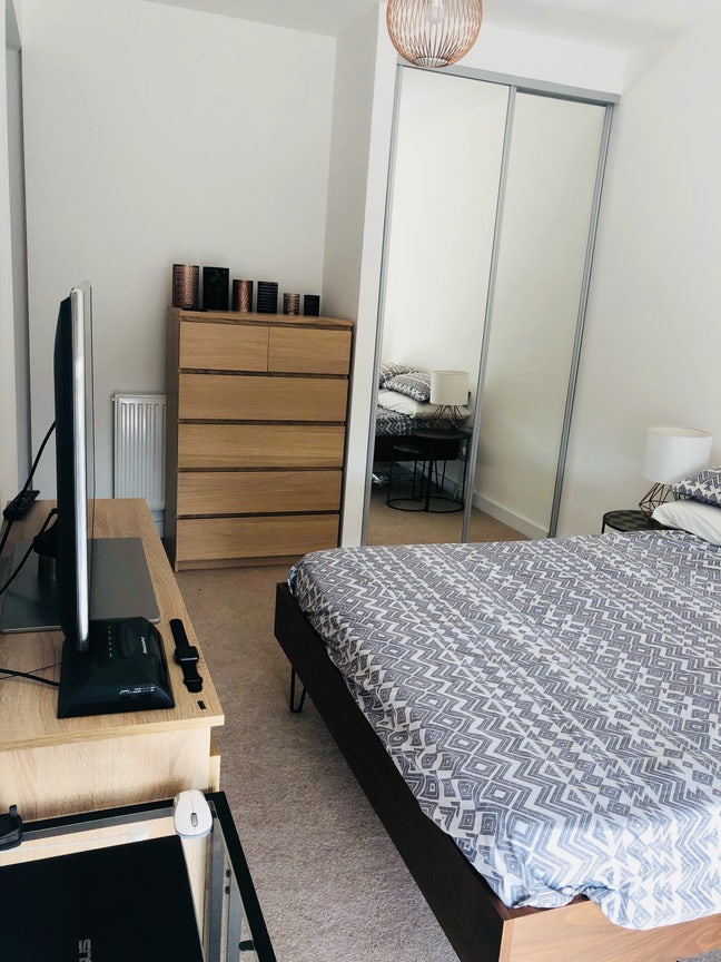 3 beds apt in Canning Town near tube station Main Photo