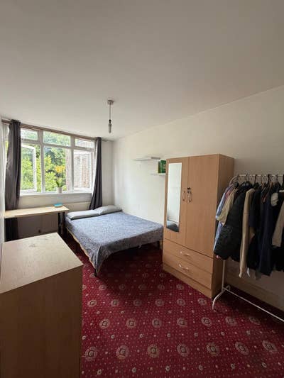 Double Room (Sublet) in Central London Main Photo