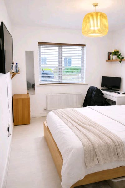 Stunning Double Room Available Main Photo