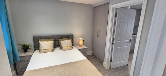 Wooow Brand New Studio in Northolt Main Photo