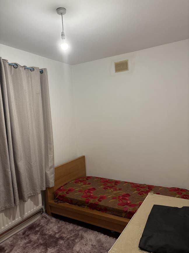 Double room available -Surbiton  Main Photo