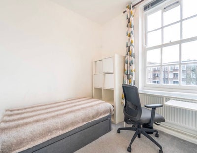 Single Room in 2 bed flat Main Photo
