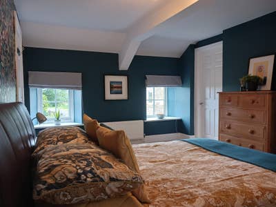 Lovely room in barn conversion Main Photo