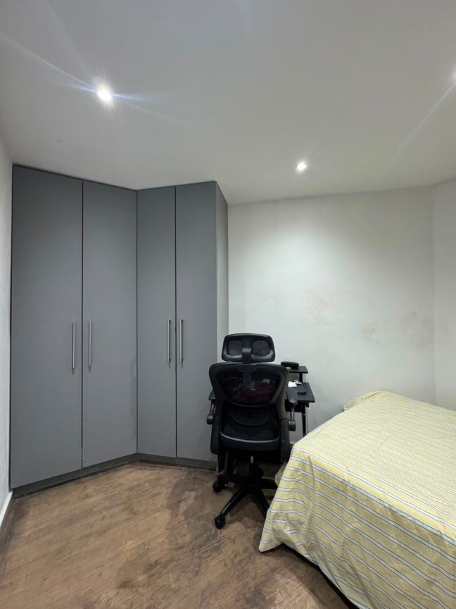 Spacious Double Room – East Acton  Main Photo