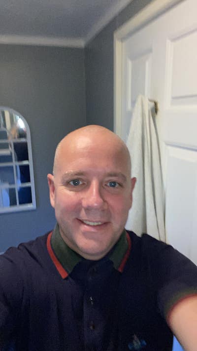 Professional Male seeks a double room Main Photo
