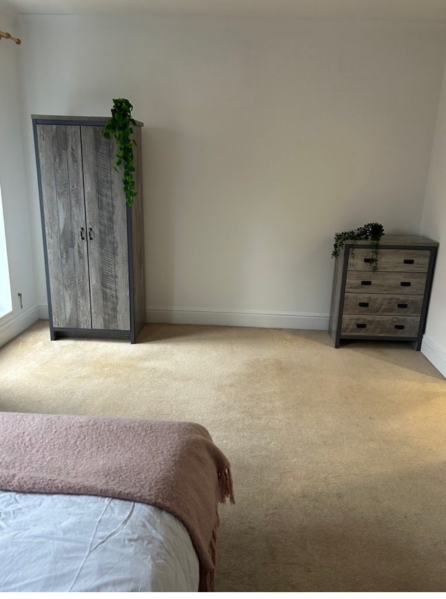 Double room with en-suite  Main Photo