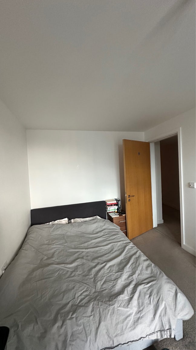 Huge Bedroom with Private Balcony & Bathroom  Main Photo