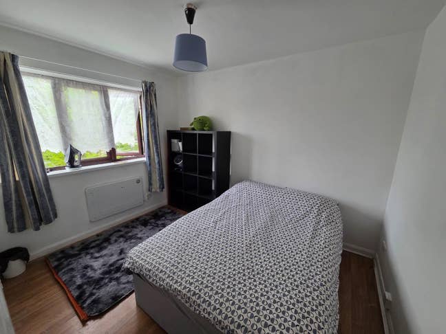 3 bedroom flat near Heathrow airport Main Photo