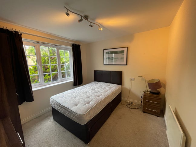 Hampton off-Suite Available Now  Main Photo