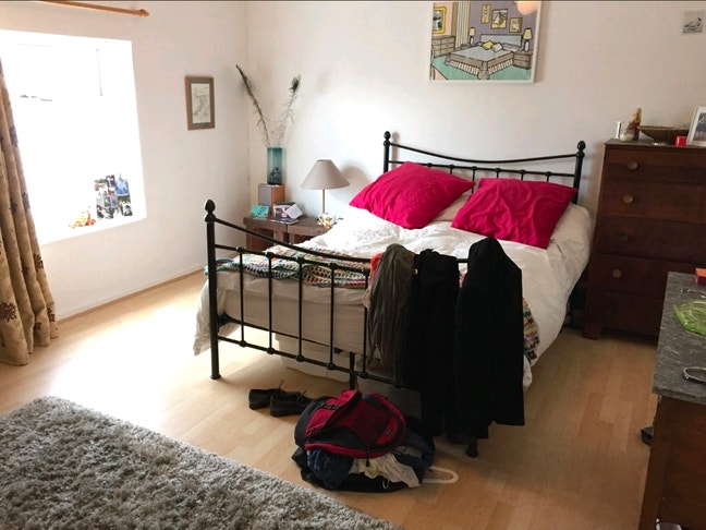 4 bed flat Chorlton, near transport amenaties etc  Main Photo