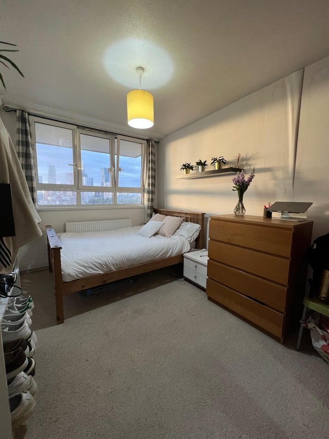 Double Room with Amazing Views in Oval (18/07) Main Photo