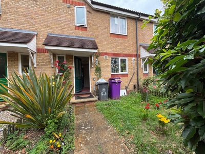 Double Room available in Mudchute Main Photo