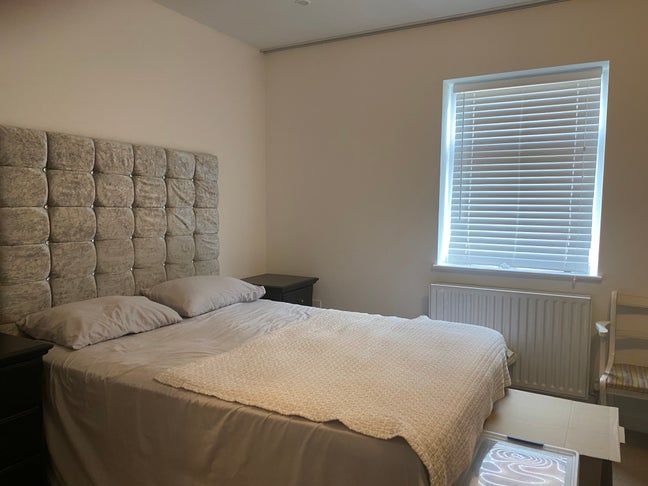 Two double ensuite  bedroom ground floor flat Main Photo