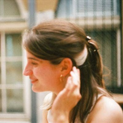 Student Female seeks a single or double room Main Photo