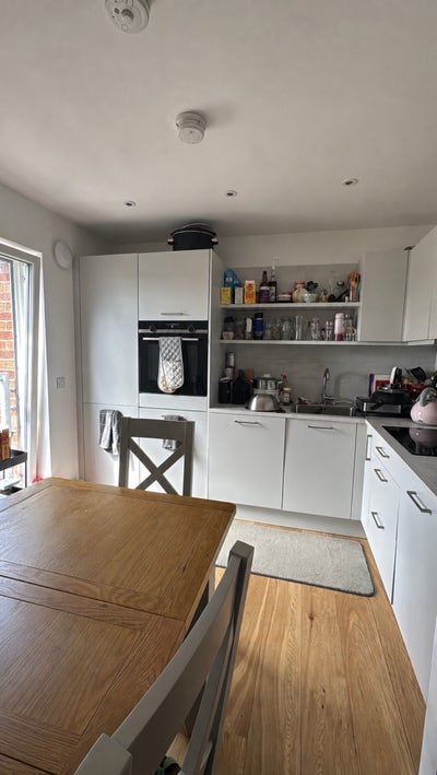 Furnished Room to Rent – Glasgow West End – &pound;520 Main Photo