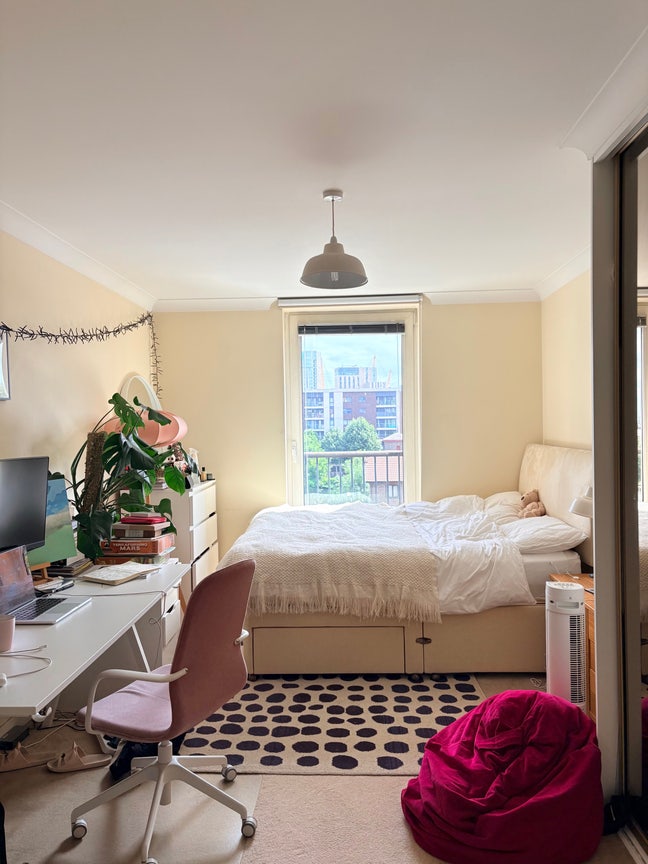 Double Queen Room En-Suite Canary Wharf Main Photo