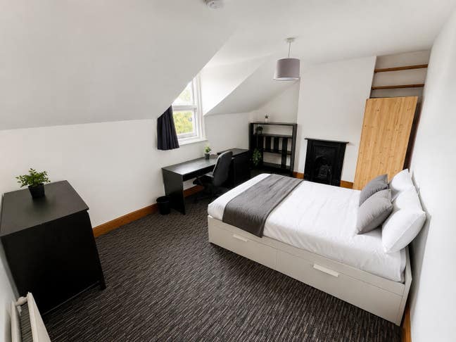 Stunning 5- Bed House Share, Turnpike Lane! Main Photo
