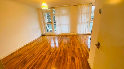 2 Bed 1 Bath Second floor apartment in Sutton SM2 Main Photo