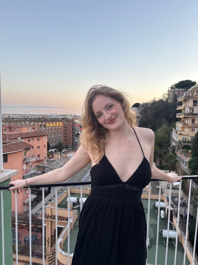 Sociable female looking for welcoming house share  Main Photo