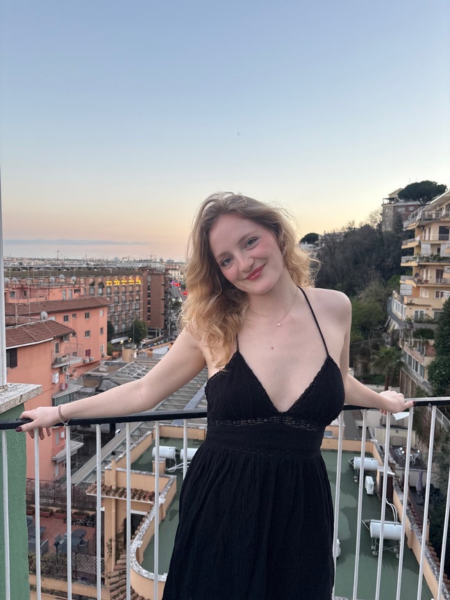 Sociable female looking for welcoming house share  Main Photo