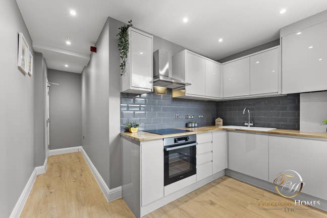 📍 Modern House Share | DE23 Main Photo
