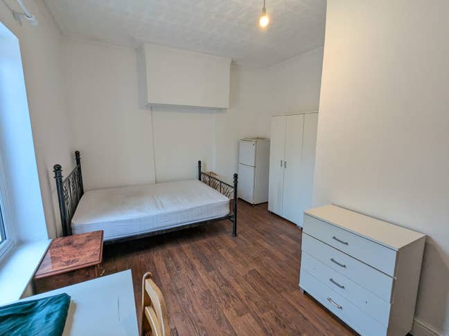 🛏️ Double Room for Single Use in Harlesden Main Photo