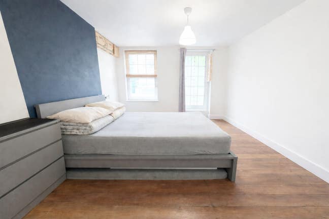 Beautiful whole 3 bedroom flat in Holloway! Main Photo