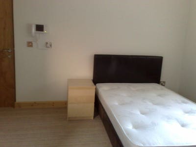 1 Luxurious ensuite room near city cent S2 Main Photo