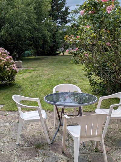 Quiet home with Sea Views in Penrhyn Bay Main Photo