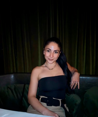 I'm Kiana, 31, working in Fashion for a brand... Main Photo