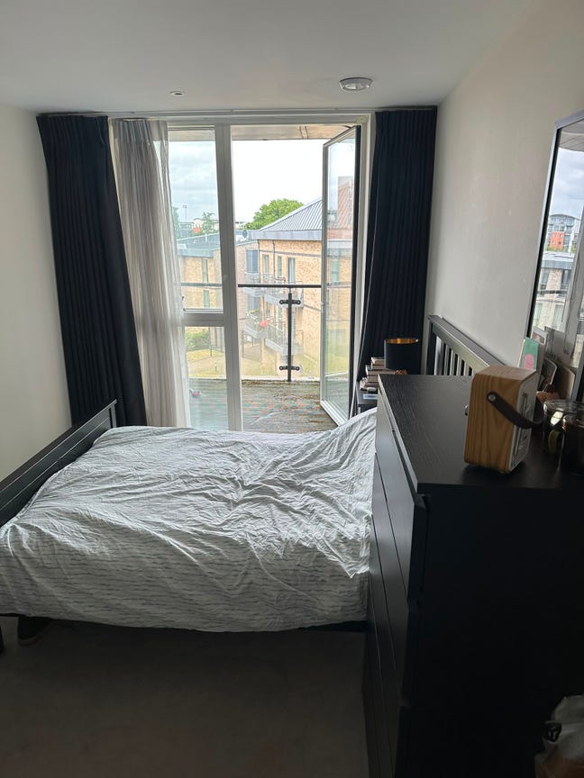Double Room with En Suite and Balcony Leyton E10 Main Photo