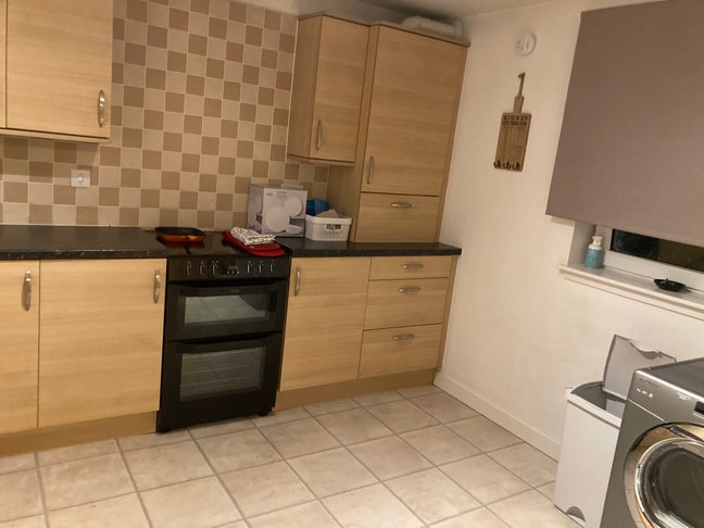 2 bedroom flat to rent  Main Photo