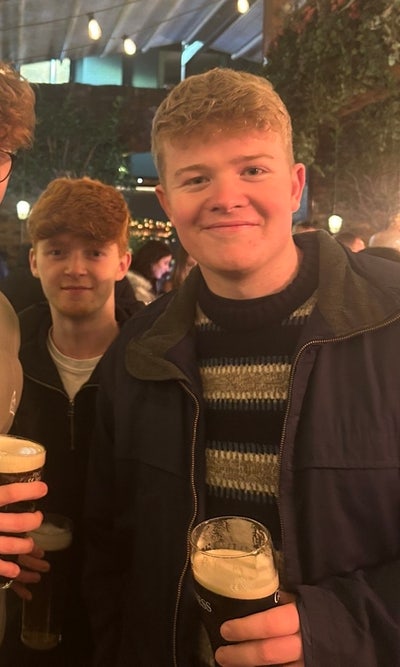 Trainee teacher looking for sociable houseshare Main Photo