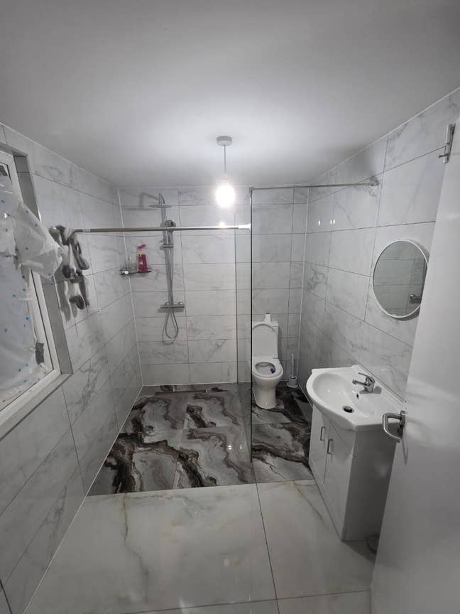 A Room Available in a 2Bed Apartment -(Birmingham) Main Photo