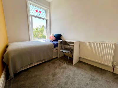 Studio Room, Ocean Road, South Shields Main Photo
