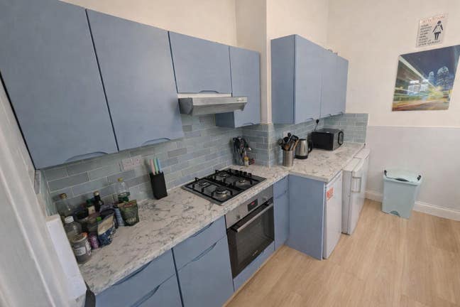  Friendly Post Grad House inc. All Bills & Cleaner Main Photo