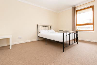 🌊 Riverside Living – Ensuite & Double Room 🌊 Main Photo