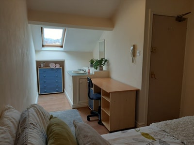 High Quality Student House Share Main Photo