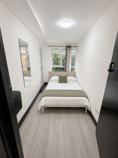 🌞 Modern Double Rooms | 15 mins to Liverpool St Main Photo