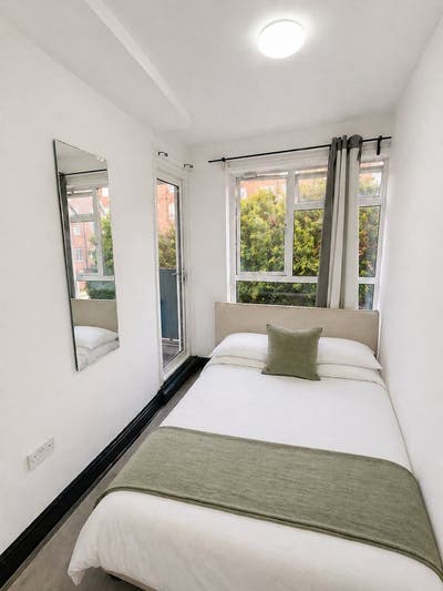 🌞 Modern Double Rooms | 15 mins to Liverpool St Main Photo