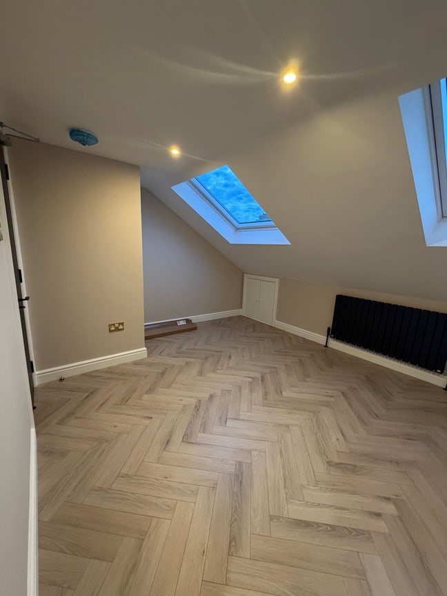Luxury Double Bedroom & En-suite w/ Bills Included Main Photo