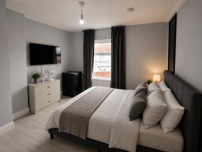 Spacious bedroom - Prime location Bridgwater town Main Photo