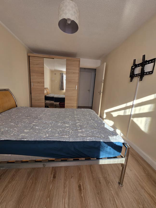 Large room close to Cribbs Causeway Main Photo