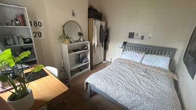 2 Doubles available in friendly Tooting house Main Photo