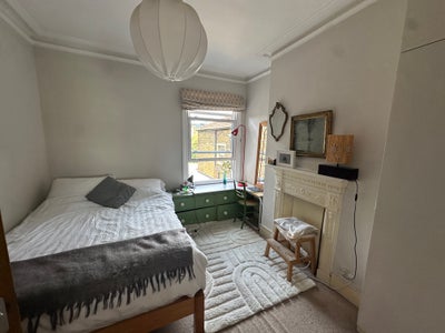  Light, bright double room, Kensal Green Main Photo