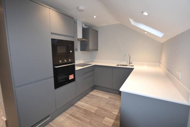 Large Two Double Bedroom Maisonette Main Photo