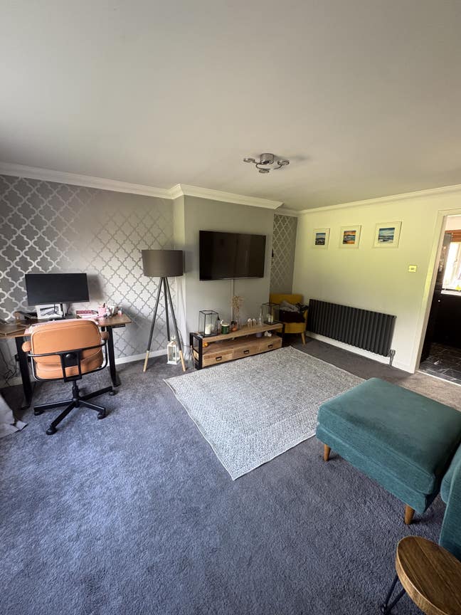 Spare room in two bed house  Main Photo
