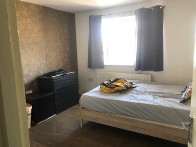 Studio flats Heston Hounslow  Main Photo