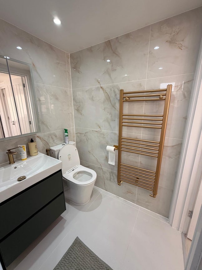 New Built Double Room  Main Photo