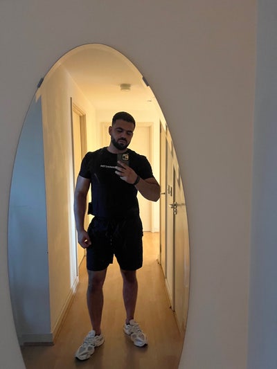 Seeking Sublet in Edinburgh| Gym, Raves and Travel Main Photo
